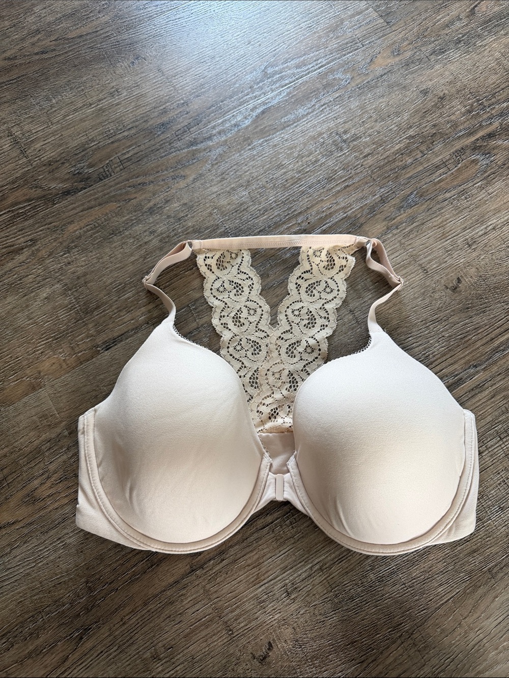 Victoria's Secret Light Nude Lace Racerback T-Shirt Bra